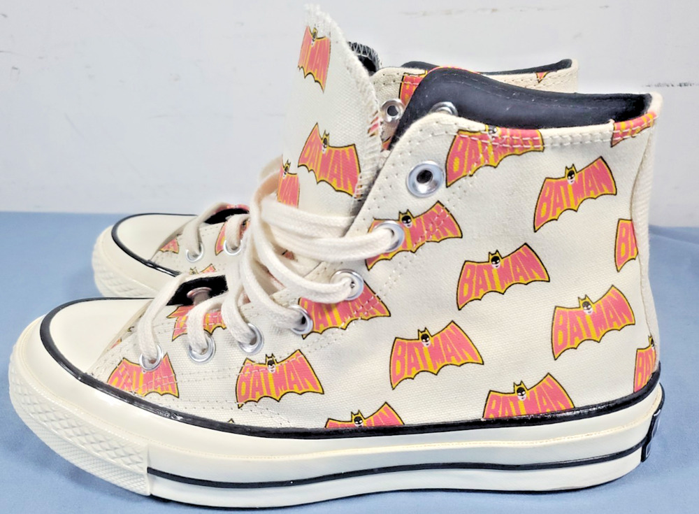 Converse Chuck 70 Hi Batman 80th Anniversary White Pink 167318C DC Womesn 7